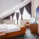 Interferie Aquapark Sport Malachit Szálloda 3*