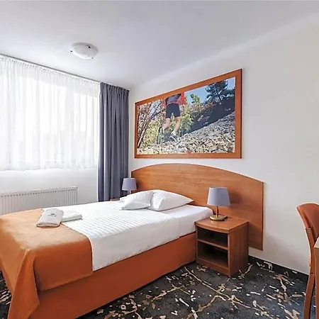 Interferie Aquapark Sport Malachit Hotel 3*